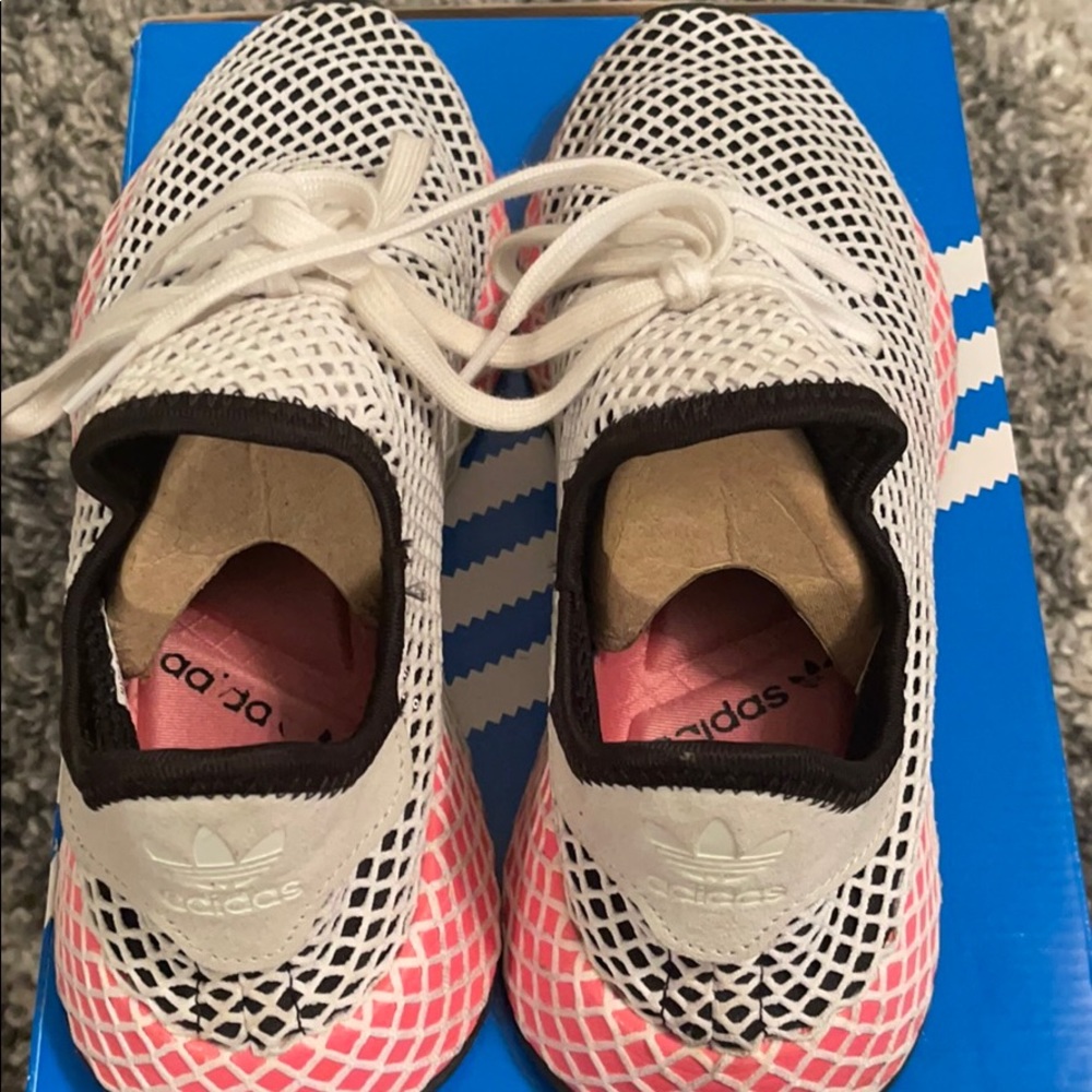 Women’s Deerupt Running Sneakers - White/Black/pink